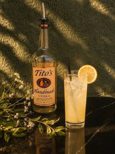 Tito’s Lemonade at The Black Marlin Bayside Grill